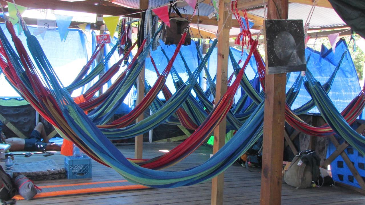 Coconut Hostel Bocas Town Exterior foto